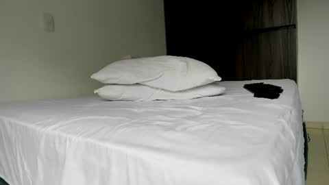 Snapshot of cattaleya_rose chatting on June 18, 7:07 pm Catta online show from June 18, 7:07 pm