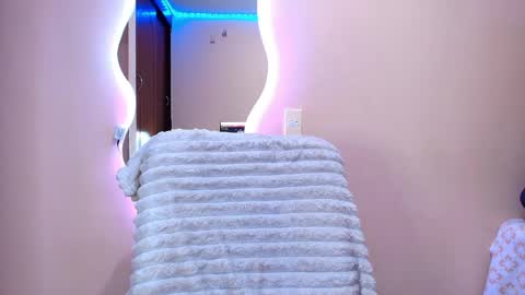 Cattleya online show from March 9, 4:38 am