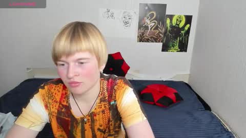 cattie_w_ online show from November 20, 1:28 am