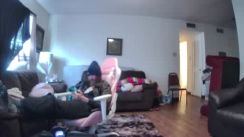 Snapshot of cattywompiscreations chatting on January 16, 2:30 pm zatbabydaddy online show from January 16, 2:30 pm