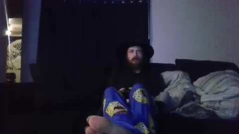 Snapshot of cattywompiscreations chatting on February 6, 10:40 am zatbabydaddy online show from February 6, 10:40 am
