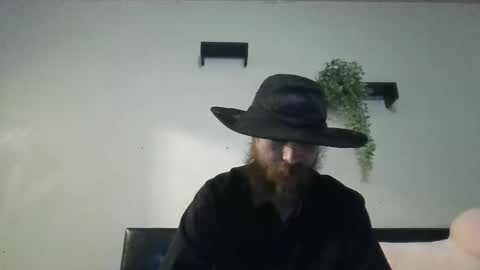Snapshot of cattywompiscreations chatting on February 8, 3:32 am zatbabydaddy online show from February 8, 3:32 am