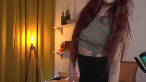 caty_cuddly online show from December 2, 11:34 pm