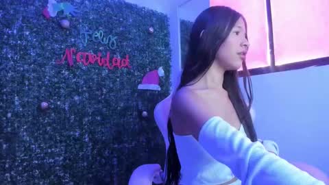 caylin_dolls_ online show from November 21, 6:50 pm