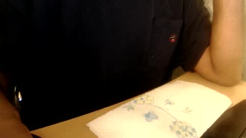 Snapshot of cazzsper2005 chatting on December 2, 6:10 pm cazzsper2005 online show from December 2, 6:10 pm