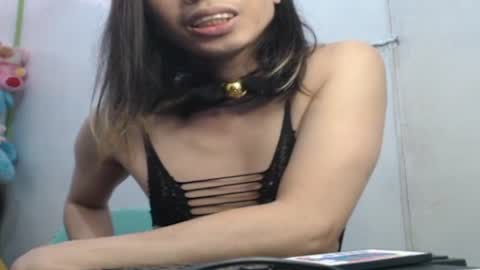 FlirtyPixel online show from December 10, 4:02 am