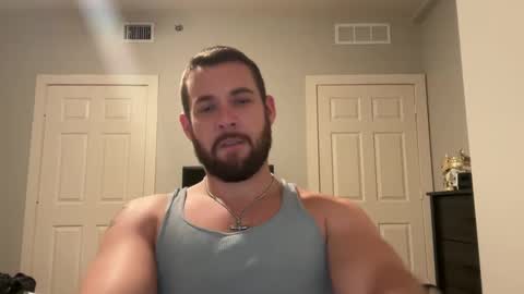 Snapshot of cboyy20 chatting on December 4, 6:33 am cboyy20 online show from December 4, 6:33 am