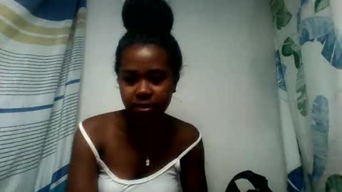 cclanioo online show from May 12, 5:59 am