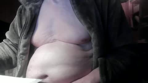 Snapshot of cd_99 chatting on February 10, 8:21 pm cd_99 online show from February 10, 8:21 pm