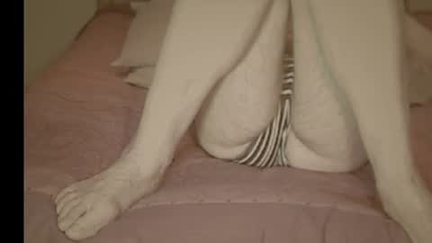 Snapshot of cd_susin chatting on June 16, 5:21 am cd_susin online show from June 16, 5:21 am