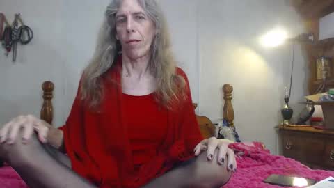 Jackie online show from October 15, 10:26 am