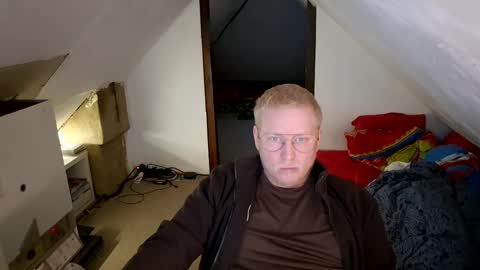 Snapshot of cebas chatting on February 10, 8:53 am cebas online show from February 10, 8:53 am