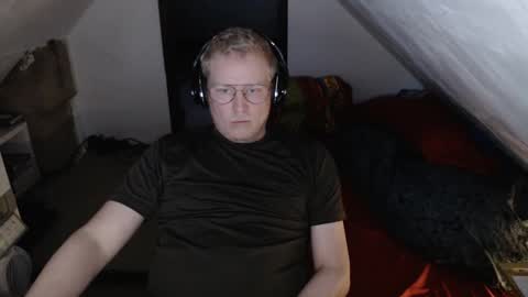 Snapshot of cebas chatting on March 7, 1:40 pm cebas online show from March 7, 1:40 pm