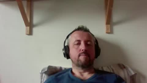 Snapshot of cebcool chatting on February 8, 11:33 am Sb online show from February 8, 11:33 am