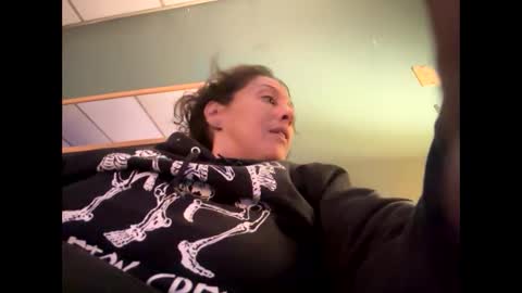 Snapshot of cece_vibez chatting on November 3, 3:30 am cece_vibez online show from November 3, 3:30 am