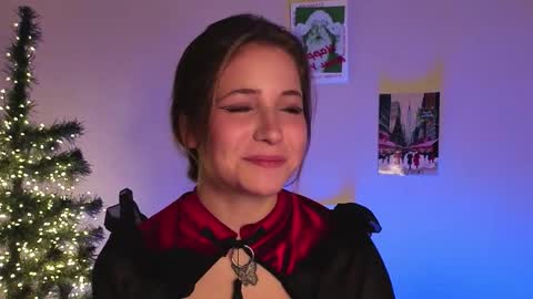 Lina  online show from January 16, 7:07 pm