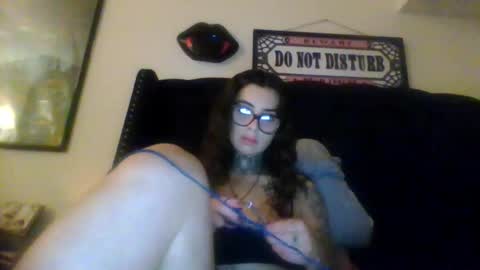 ceceluv27 online show from November 25, 1:38 am