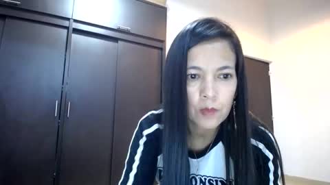 ceci online show from January 12, 6:28 am