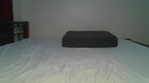 ceepretty25 online show from March 31, 1:07 am