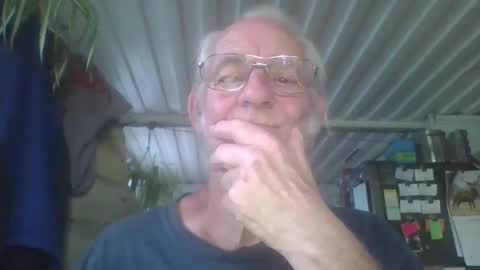 Snapshot of cef539 chatting on September 27, 11:21 pm Chuck online show from September 27, 11:21 pm