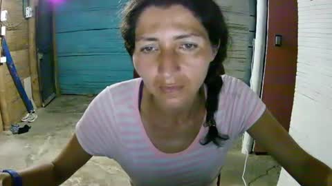 Snapshot of celeste198694 chatting on February 6, 11:58 pm celeste198694 online show from February 6, 11:58 pm