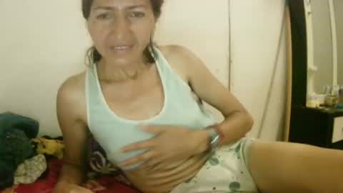 Snapshot of celeste198694 chatting on April 25, 5:10 pm celeste198694 online show from April 25, 5:10 pm
