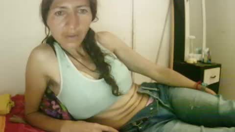 Snapshot of celeste198694 chatting on April 27, 2:15 pm celeste198694 online show from April 27, 2:15 pm
