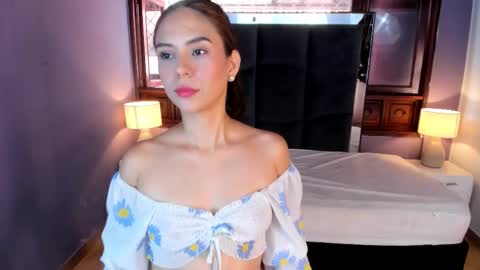 SARA  online show from March 17, 7:06 pm