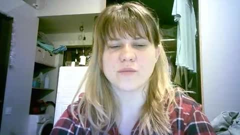 Snapshot of celeste_naughty_ chatting on February 27, 10:26 am celeste_naughty_ online show from February 27, 10:26 am