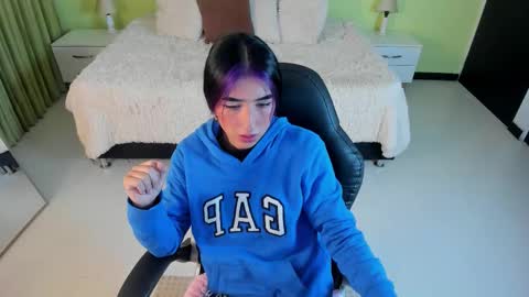 Snapshot of celeste_rous__ chatting on February 17, 12:01 pm Celeste online show from February 17, 12:01 pm