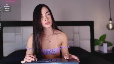 Snapshot of celeste_valencia1 chatting on June 5, 4:52 am Celeste online show from June 5, 4:52 am