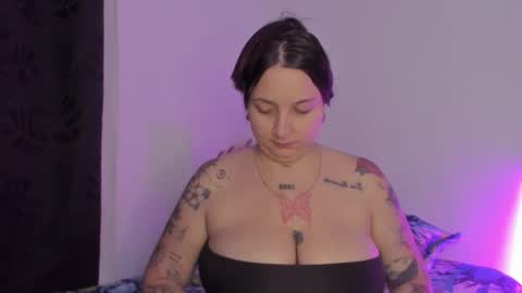 Celeste Y Pipe online show from February 7, 7:01 am