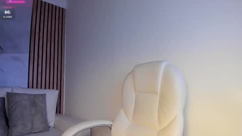 CELEST   online show from December 3, 9:23 pm