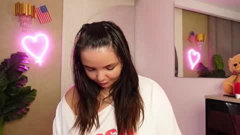 CelesteBailey online show from February 23, 6:44 am