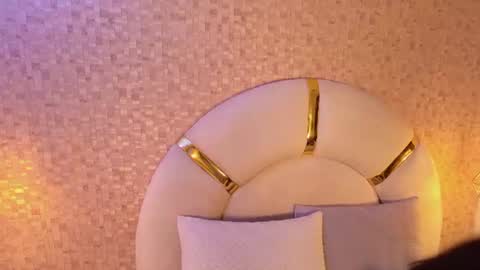 Snapshot of celestte_sm chatting on June 14, 7:16 pm celestte_sm online show from June 14, 7:16 pm