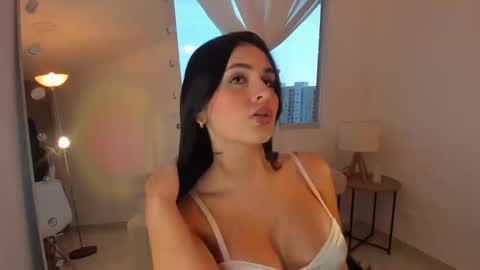 Ari online show from September 23, 9:07 pm