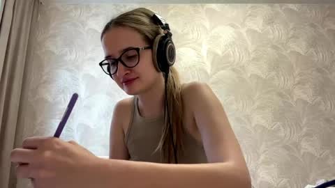 May online show from May 17, 9:28 am
