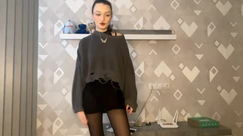 Eva online show from May 7, 7:25 am