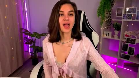  Celine  online show from November 13, 3:38 am