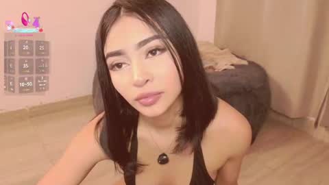 Snapshot of celine_golden chatting on July 1, 6:04 am CELINE online show from July 1, 6:04 am