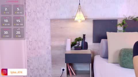 Snapshot of celine_lee chatting on March 3, 1:39 pm Celine online show from March 3, 1:39 pm