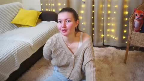 Snapshot of celineswiatkowski chatting on February 15, 8:02 am Nina online show from February 15, 8:02 am