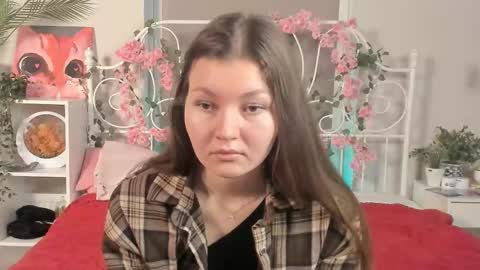 Snapshot of celineswiatkowski chatting on February 24, 8:18 pm Nina online show from February 24, 8:18 pm