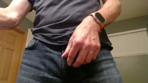 Snapshot of centerfield24 chatting on March 3, 7:32 am Centerfield online show from March 3, 7:32 am