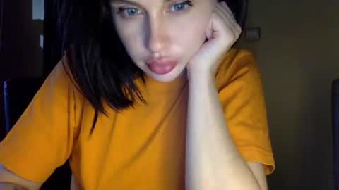 Eva online show from April 7, 8:20 pm