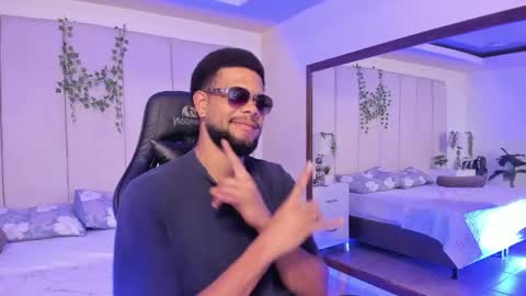 cero khalifa online show from April 12, 5:07 pm