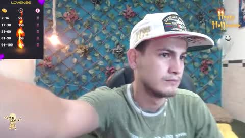 Snapshot of cerokershelby chatting on December 2, 11:48 am Ceroke online show from December 2, 11:48 am