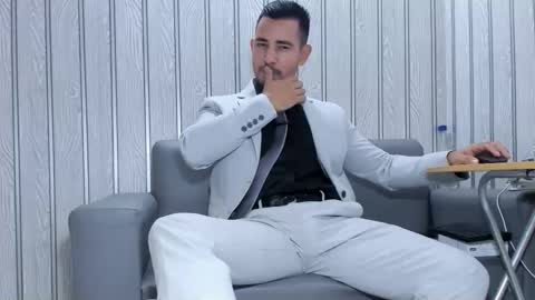 Cesar online show from January 11, 6:13 pm