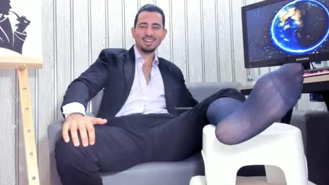 Cesar online show from March 28, 5:01 pm