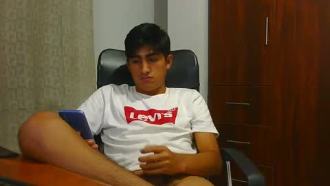 Snapshot of cesarex148 chatting on February 14, 12:51 am Cesar online show from February 14, 12:51 am